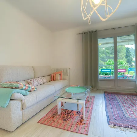 Val Riant 1 Apartment
